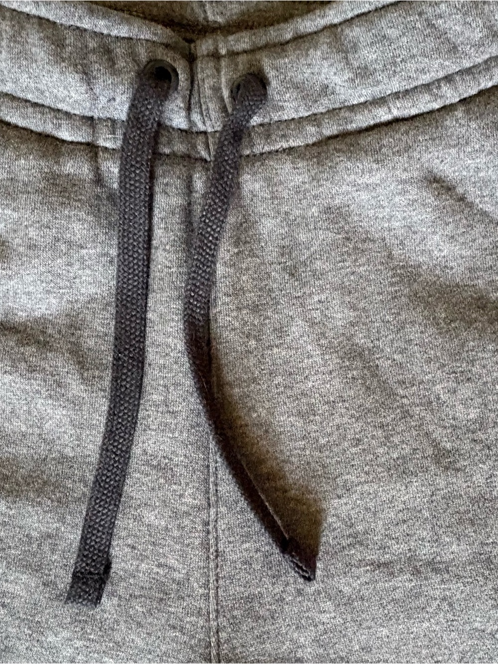 NIKE YOUTH ATHLETIC SWEAT SHORTS β SIZE SMALL β GRAY - Picture 6 of 7